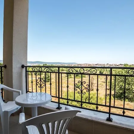 Private In Mistral Bora *