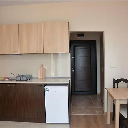 Private In Mistral Bora *
