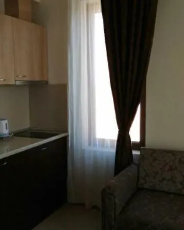 Private In Mistral Bora