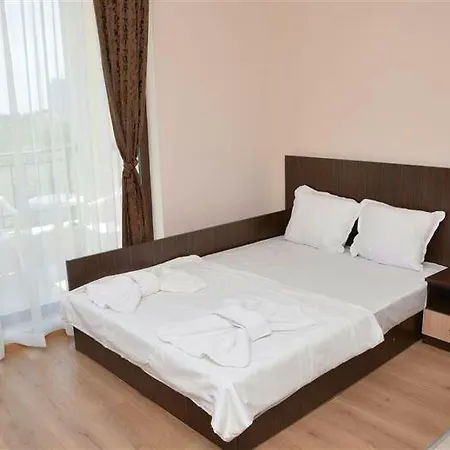 Private In Mistral Bora *